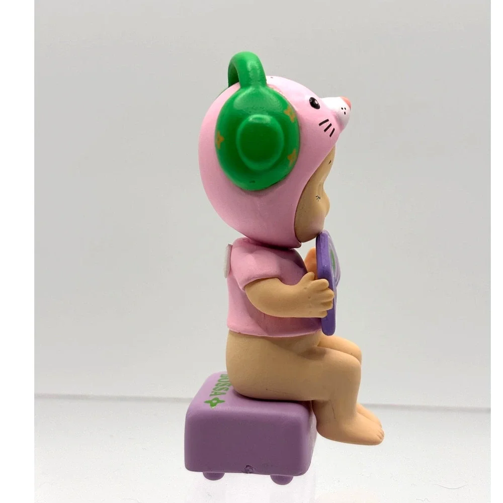 New Unbranded Kewpie/Angel Mini Figure Collectible, Bossa Nova Music, Open Box